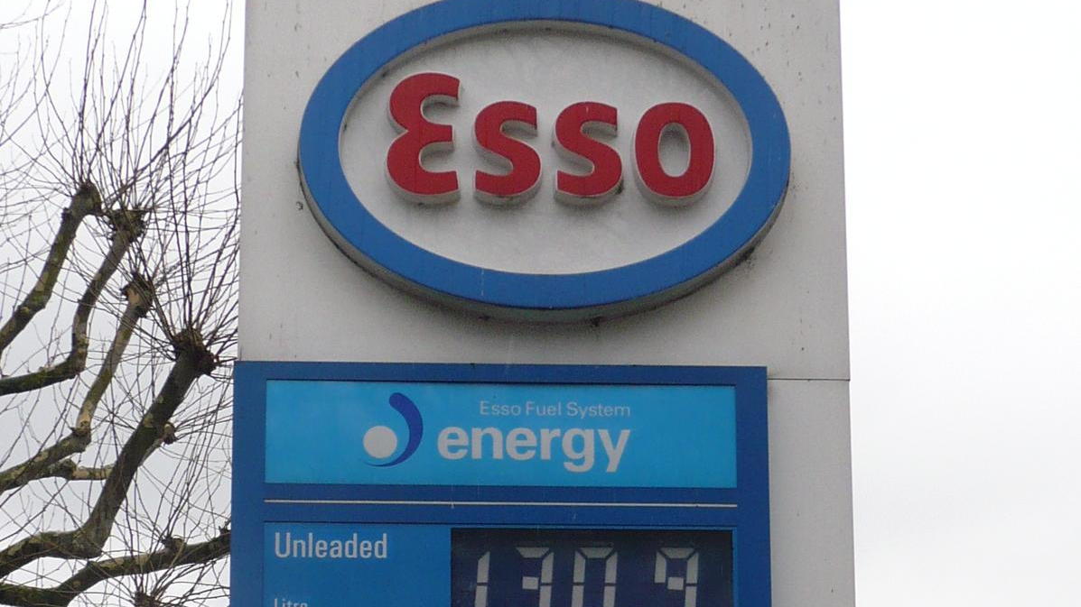 Fuel price in London, shown in pence per liter, February 2011