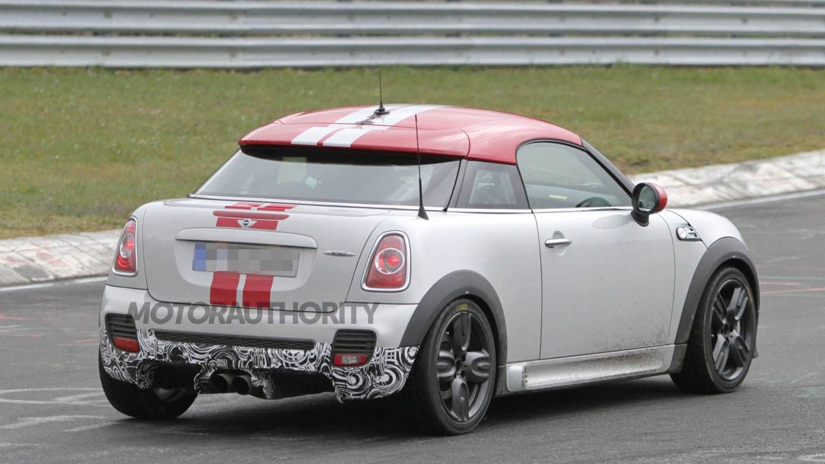 2013 MINI Coupe JCW GP spy shots