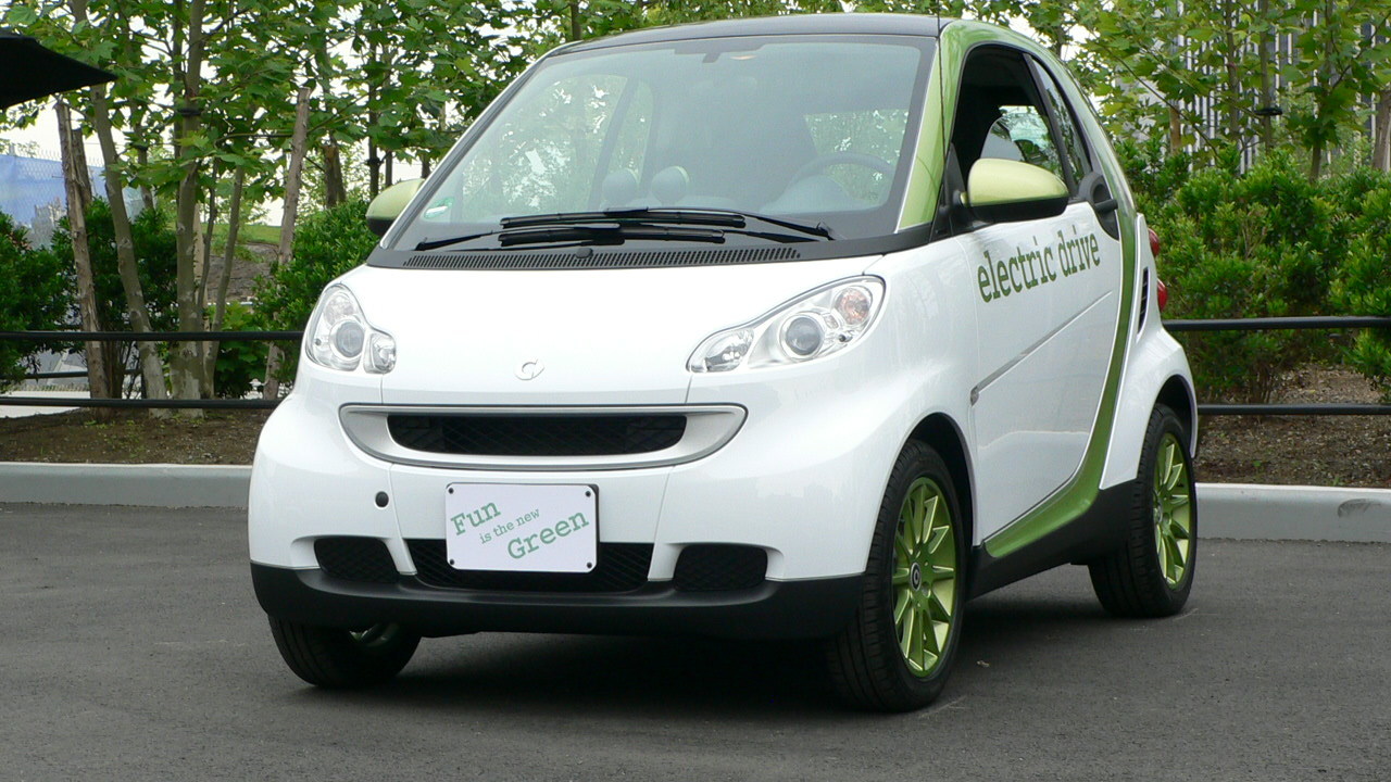 2011 Smart electric drive  -  first drive
