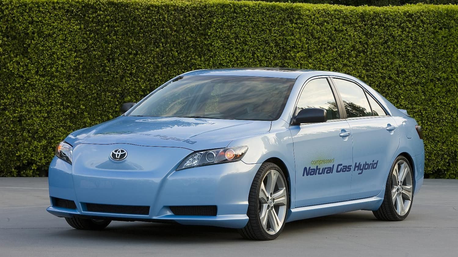 Toyota Camry Hybrid CNG concept car, shown at 2008 Los Angeles Auto Show