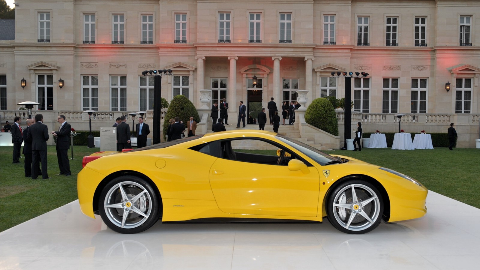 First U.S. Ferrari 458 Italia auctioned for charity