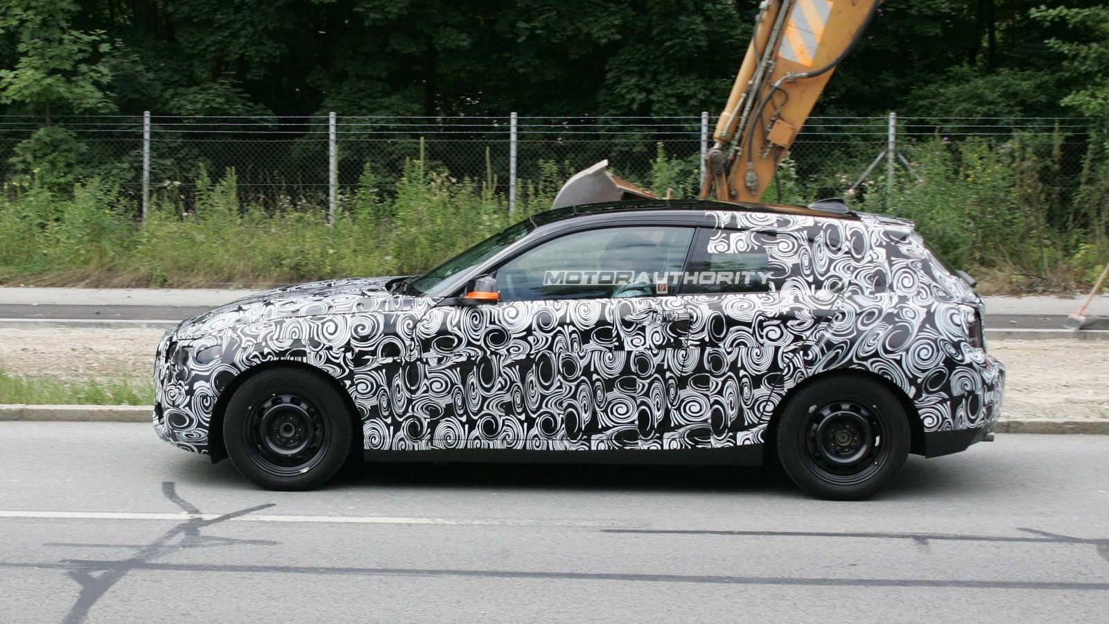 2012 BMW 1-Series three-door 'shooting brake' spy shots