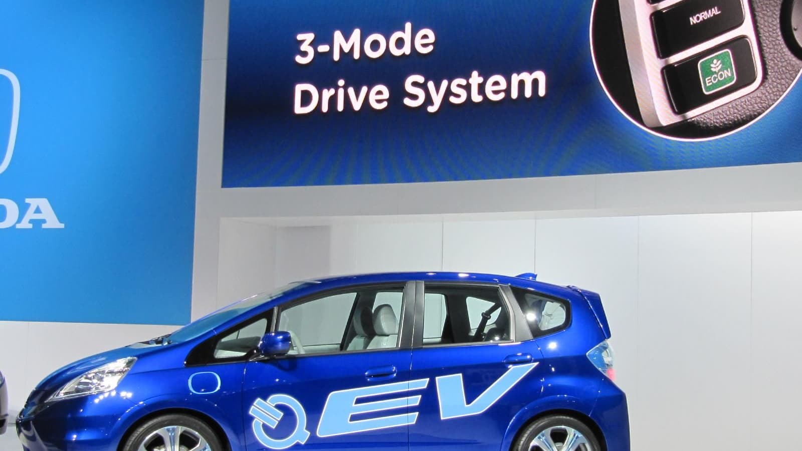 2010 la auto show 2012 honda fit electric car world debut