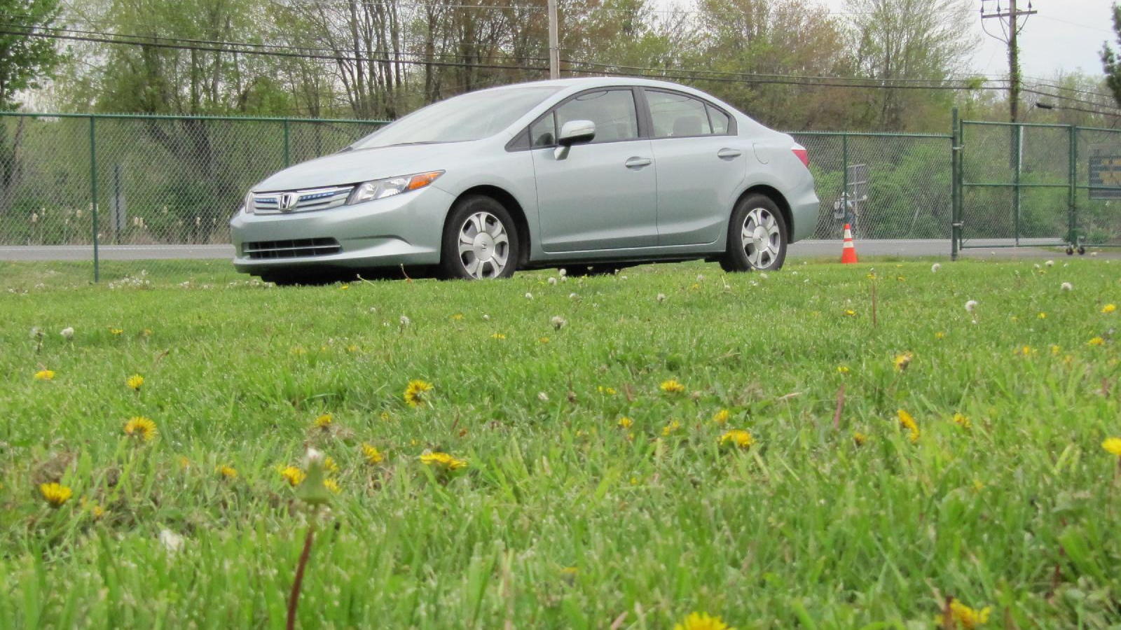 2012 Honda Civic Hybrid, road test, Spring 2011