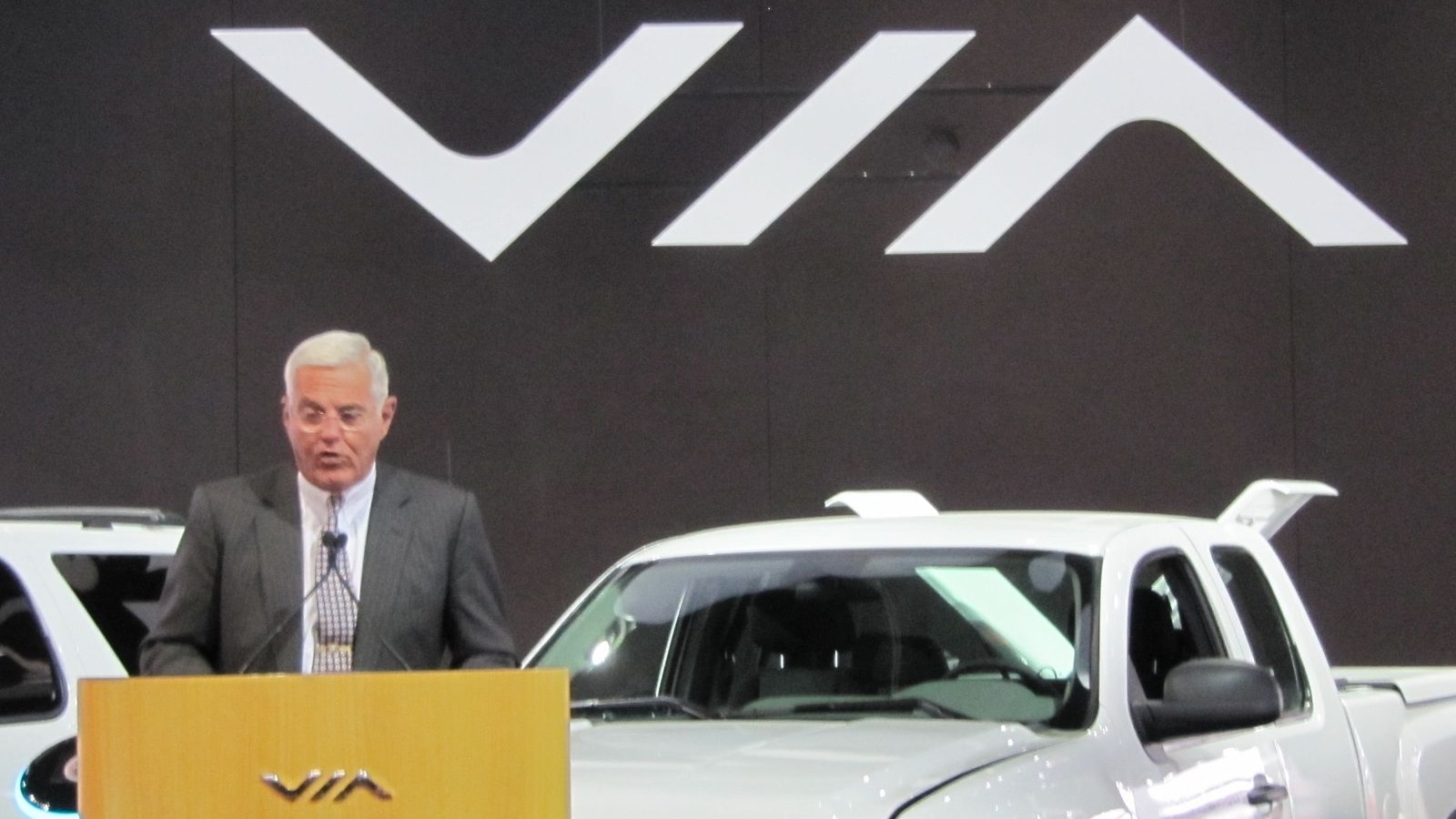 Bob Lutz at Via Motors extended-range electric truck conversion launch, 2012 Detroit Auto Show