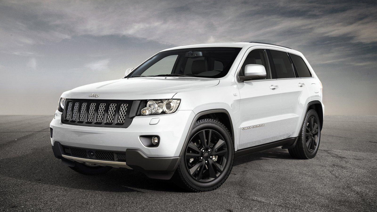 2012 Jeep Grand Cherokee production-intent sports concept