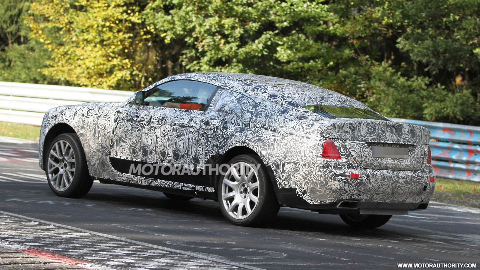 2014 Rolls-Royce Ghost Coupe (Corniche) spy shots