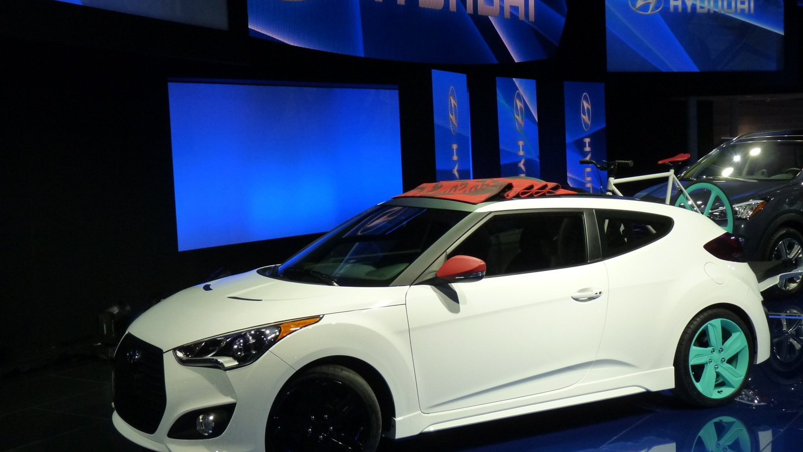 Hyundai C3 Veloster Roll Top Concept  -  2012 Los Angeles Auto Show