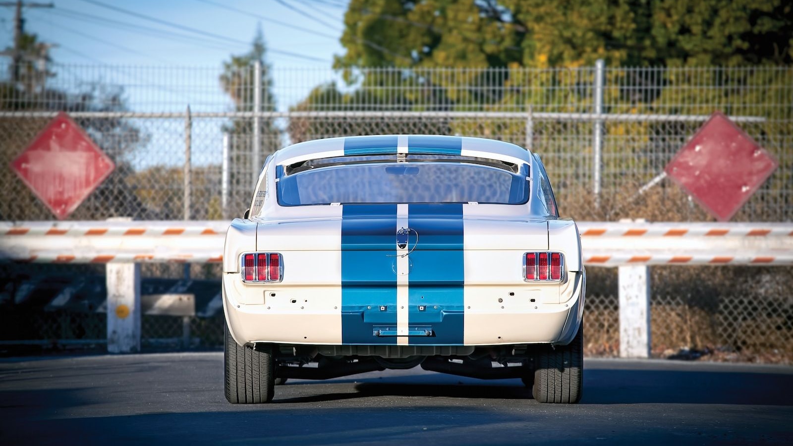 1965 Shelby GT350 R - image: Neil Fraser for RM Auctions