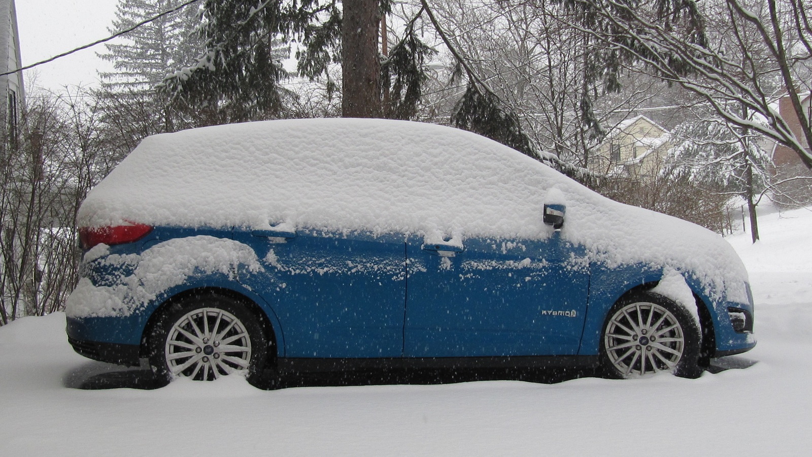 13 Ford C Max Hybrid Winter Gas Mileage Test Returns 35 Mpg