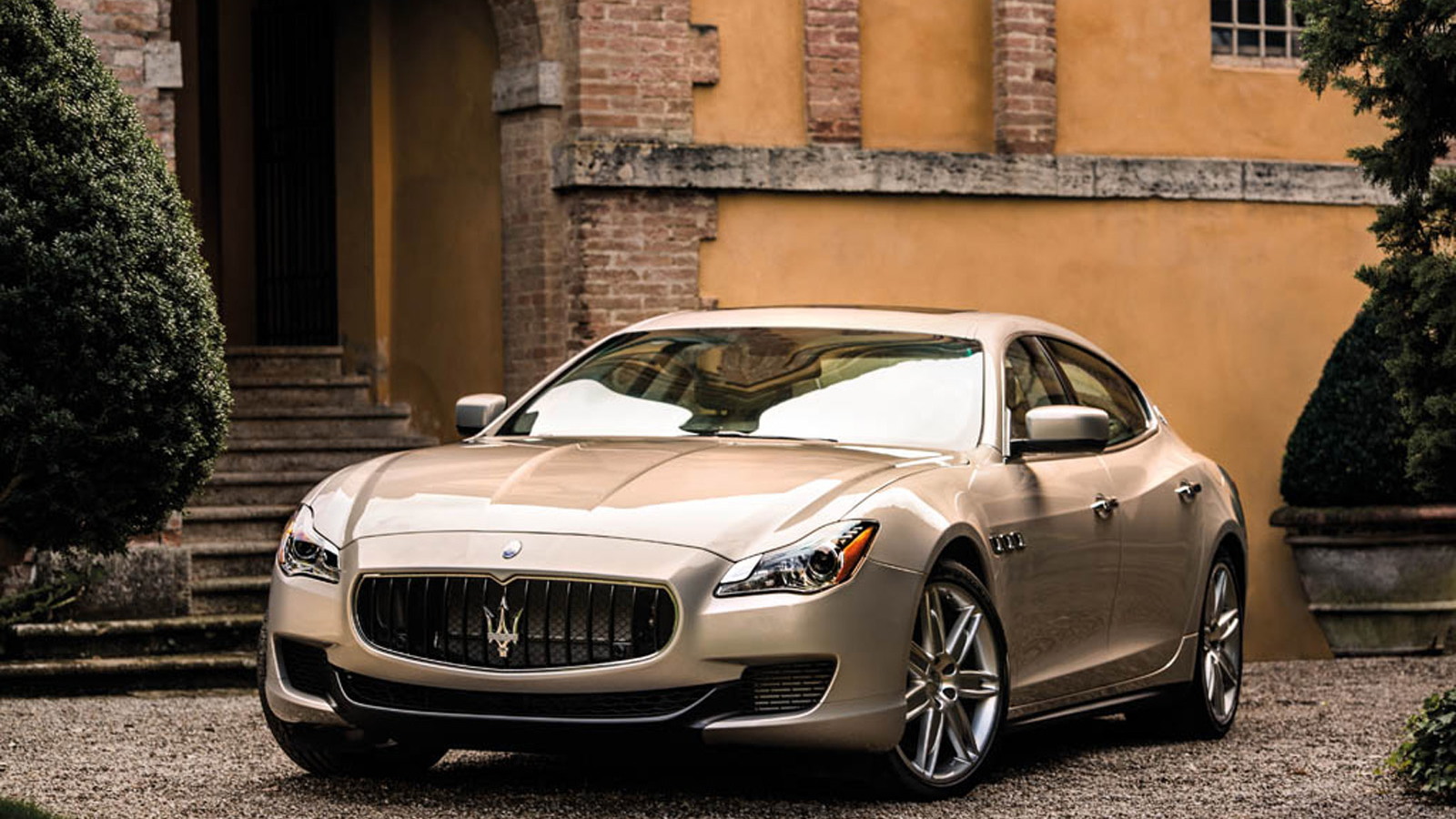 One Of The First 2014 Maserati Quattroportes Helps Raise ...