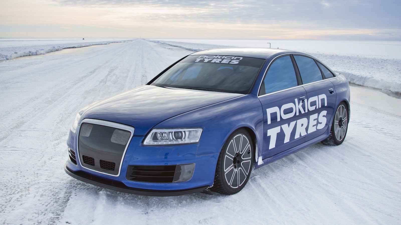 Nokian Tyres’ Audi RS 6 driven to 208.6 mph on ice