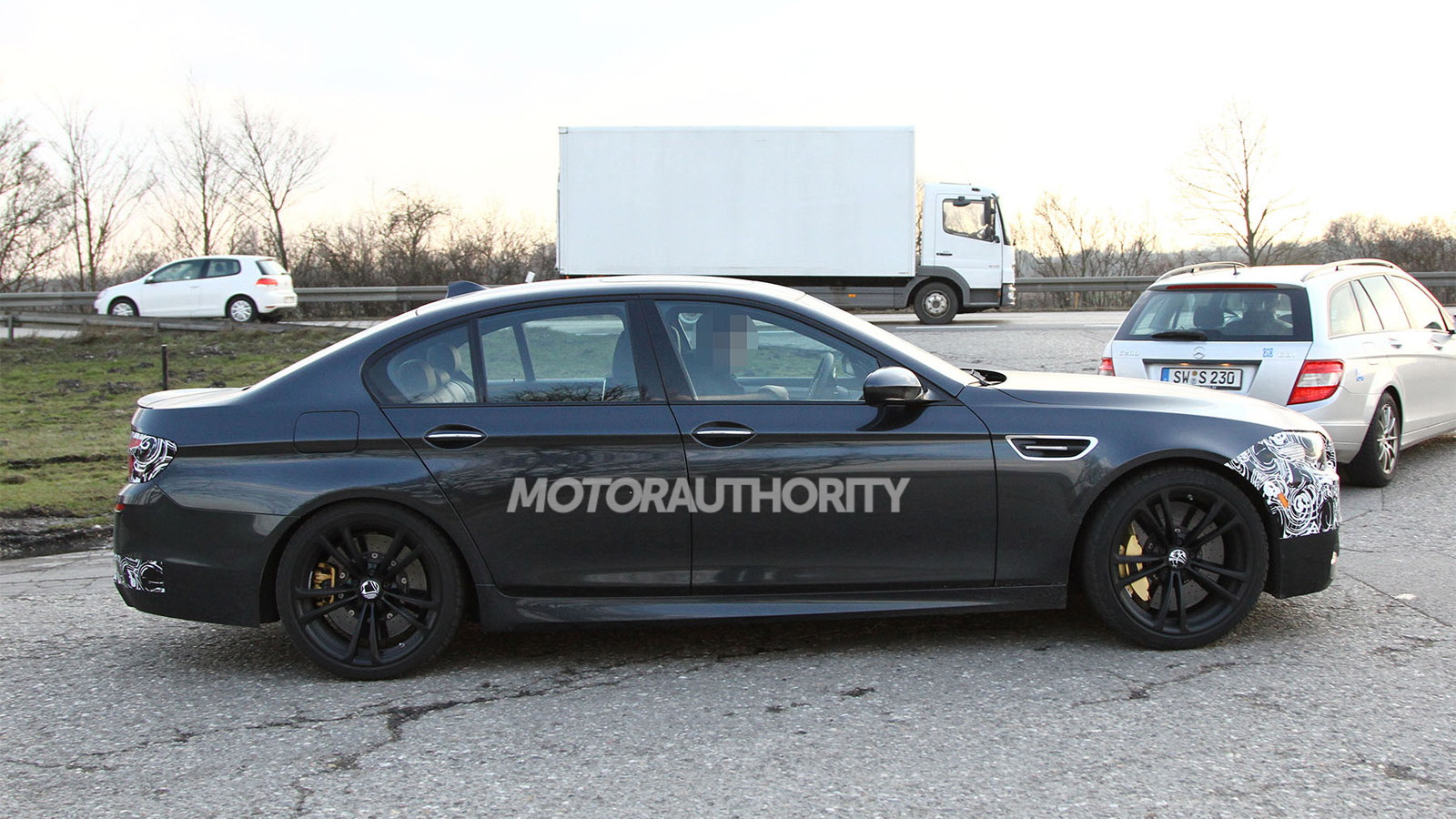 2014 BMW M5 facelift spy shots