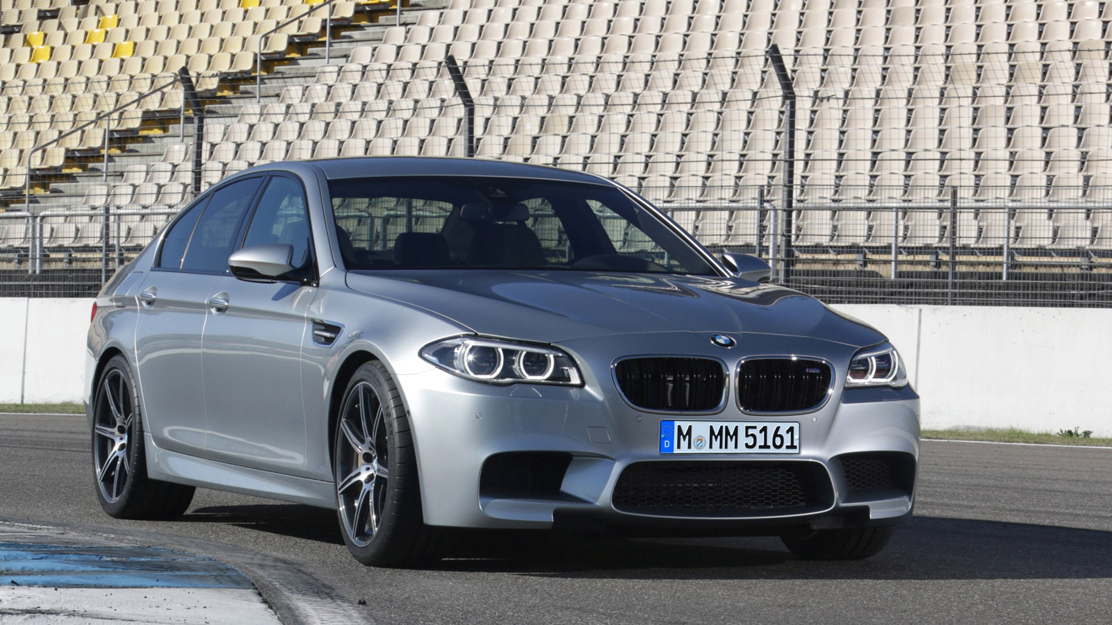 2014 BMW M5 Debuts, Now Offers 575-Hp Competition Package