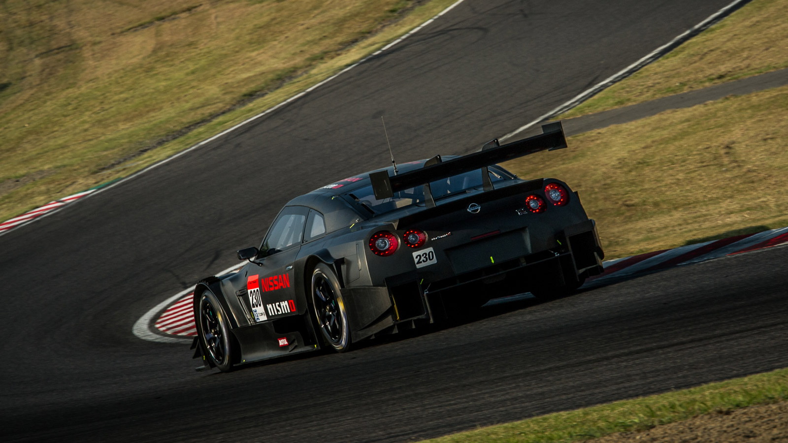 2014 Nissan GT-R NISMO GT500 Super GT race car