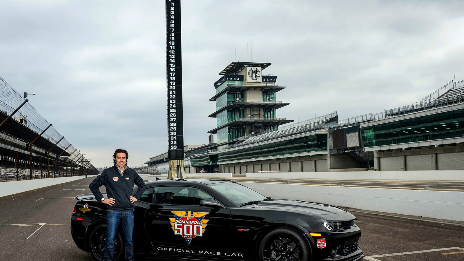 Dario Franchitti and the 2014 Chevrolet Camaro Z/28 Indy 500 pace car