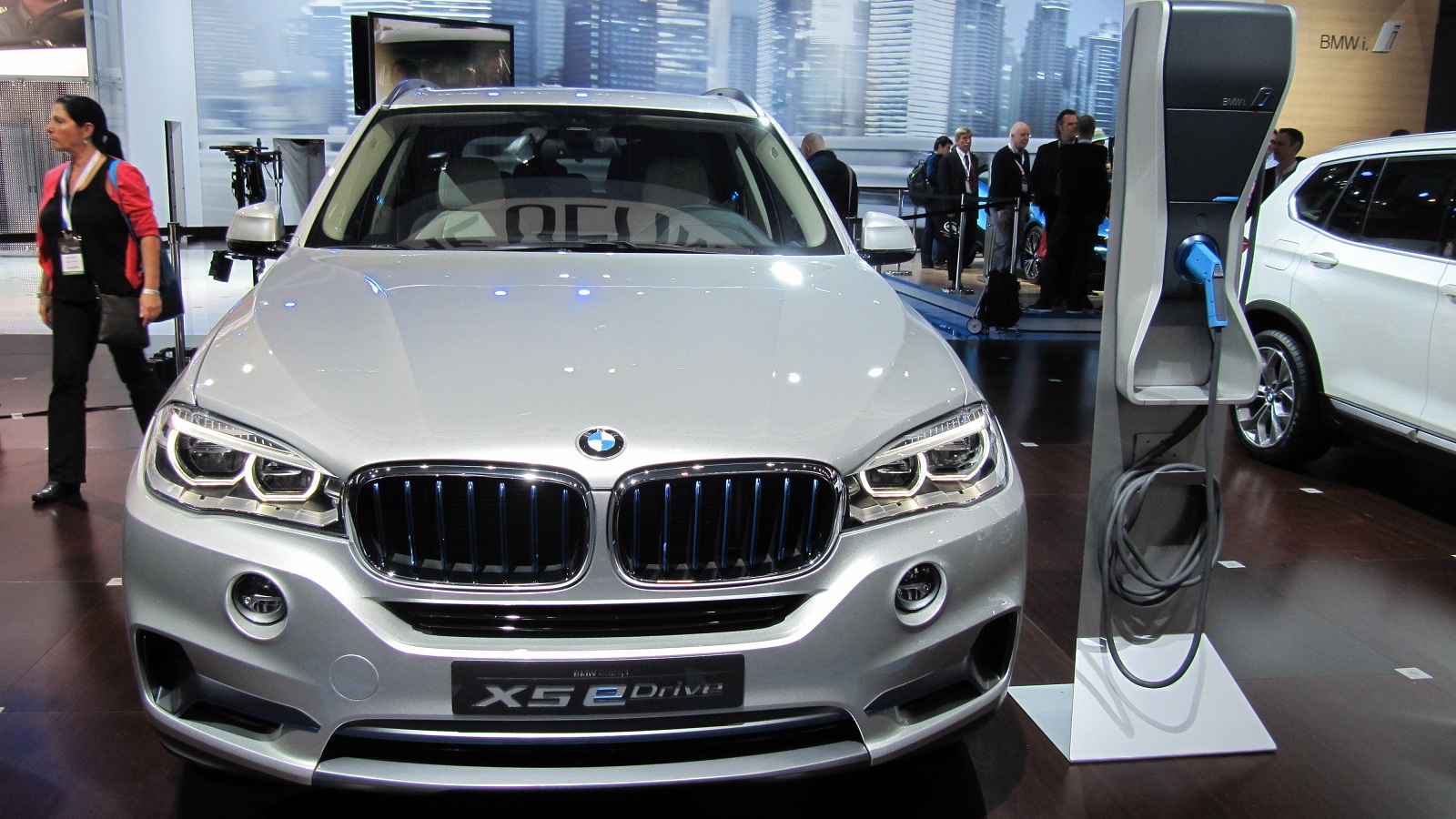 BMW Concept X5 eDrive at 2014 New York Auto Show