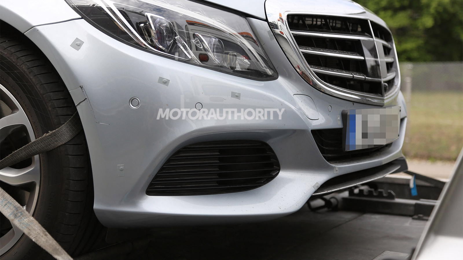 2016 Mercedes-Benz C-Class Plug-In Hybrid spy shots