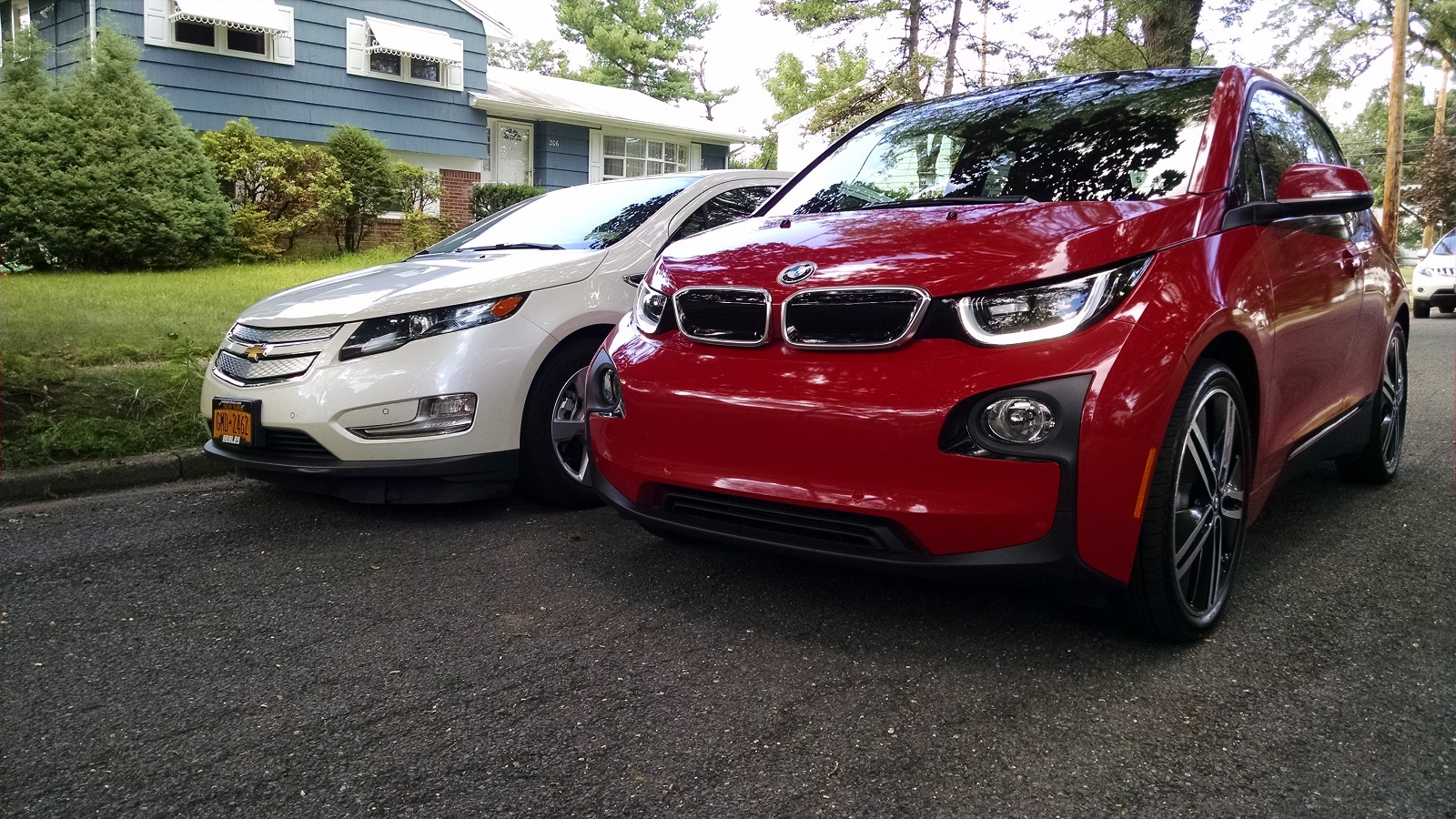 2014 BMW i3 REx vs Chevrolet Volt comparison  [photos: David Noland, Tom Moloughney]