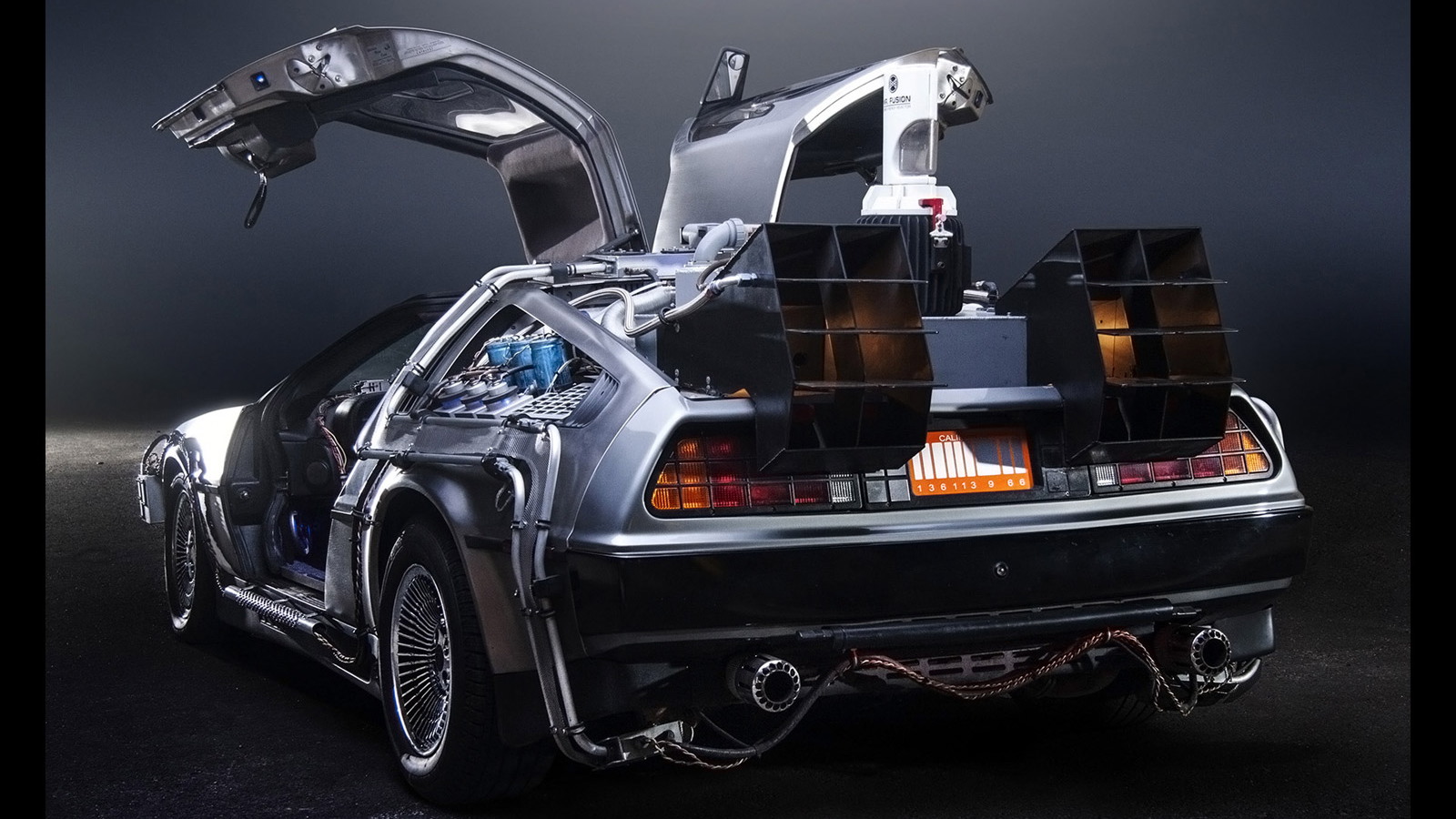 DeLorean Time Machine replica (Image via Serious Wheels)