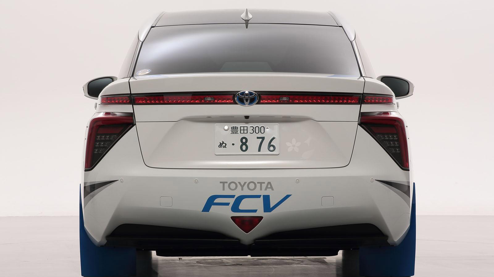Toyota FCV rally car