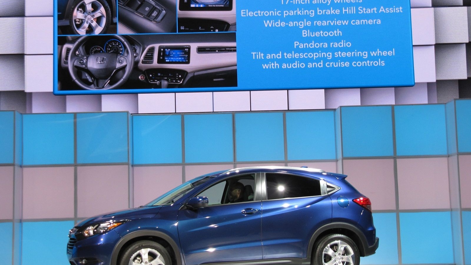 2016 Honda HR-V, debut at 2014 Los Angeles Auto Show