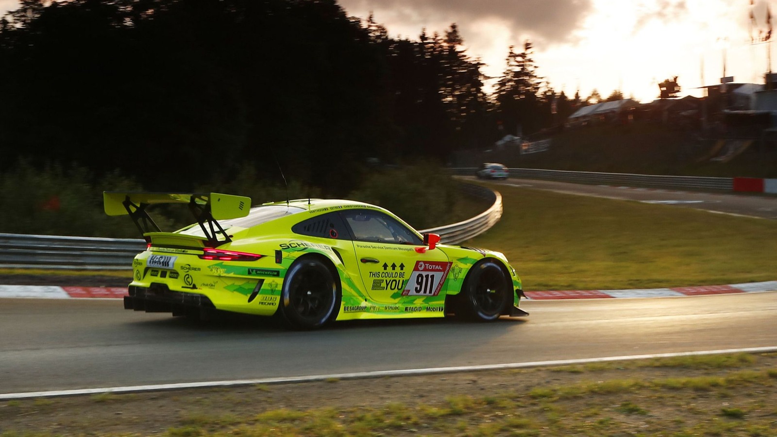 Porsche 911 gt3 r Race