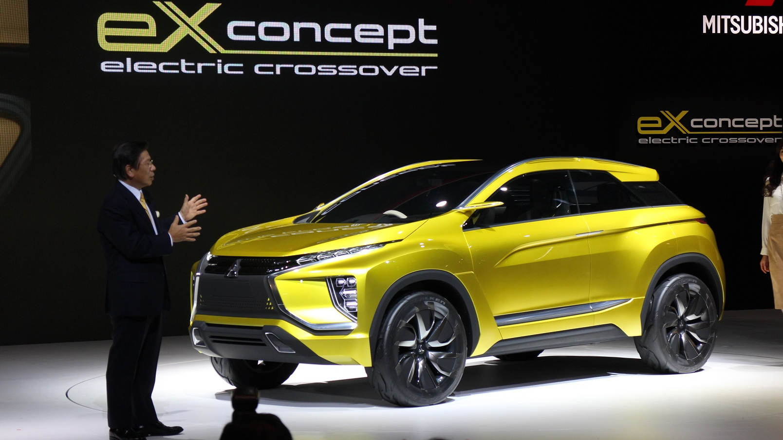 Mitsubishi eX: Live Shots Of Electric SUV Concept At Tokyo Motor Show
