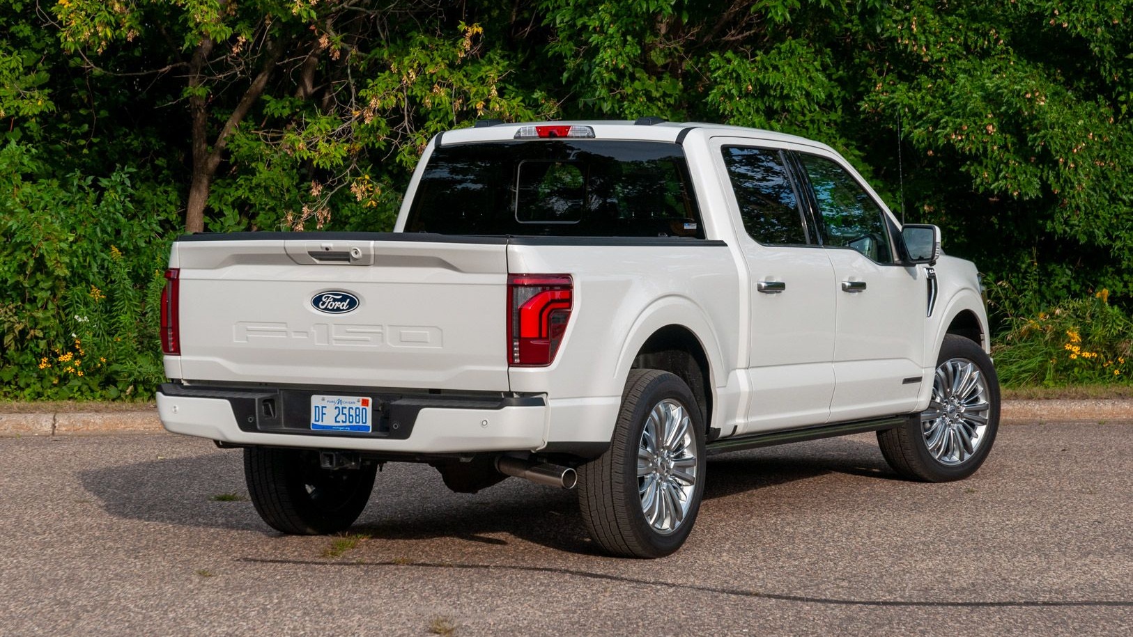 Review 2024 Ford F150 Hybrid smooths out