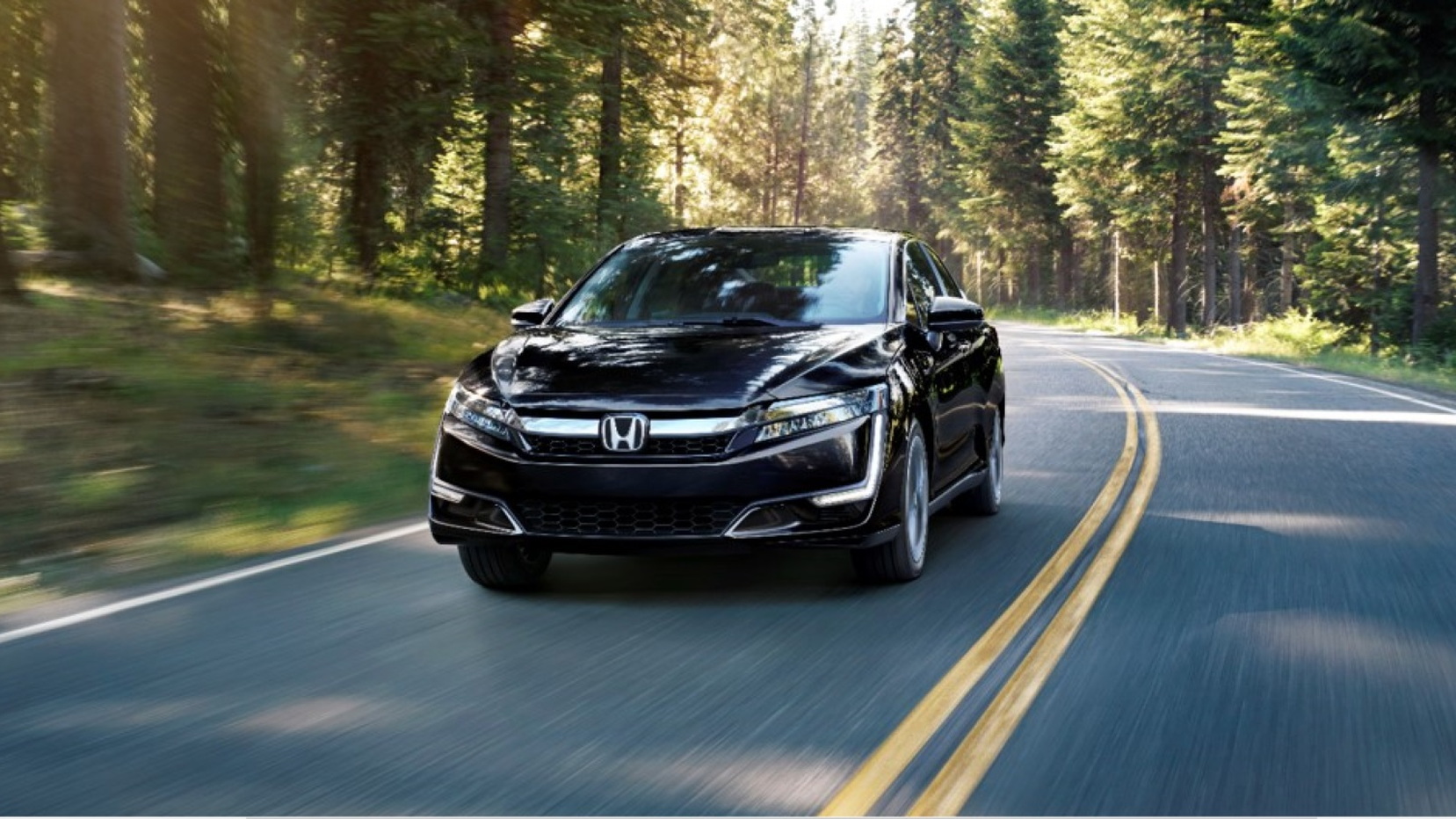 18 Honda Clarity Plug In Hybrid Rated At 47 Miles Of Range