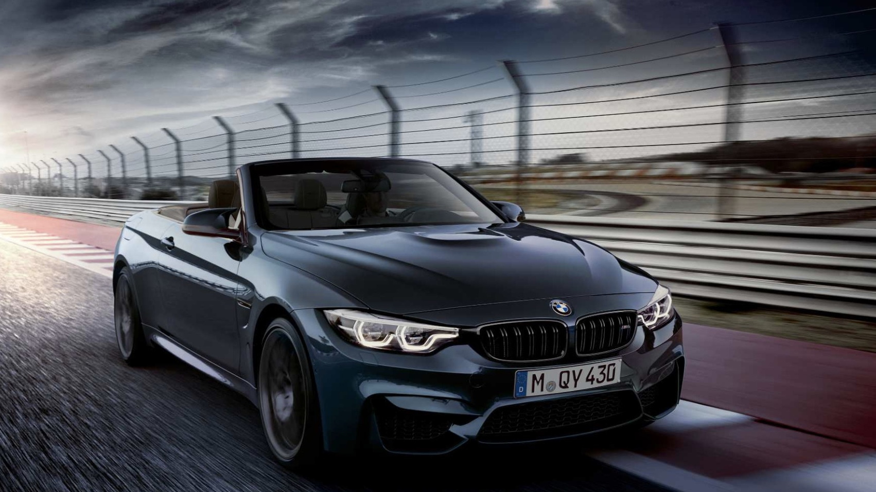 BMW M4 30 Jahre Edition for UK