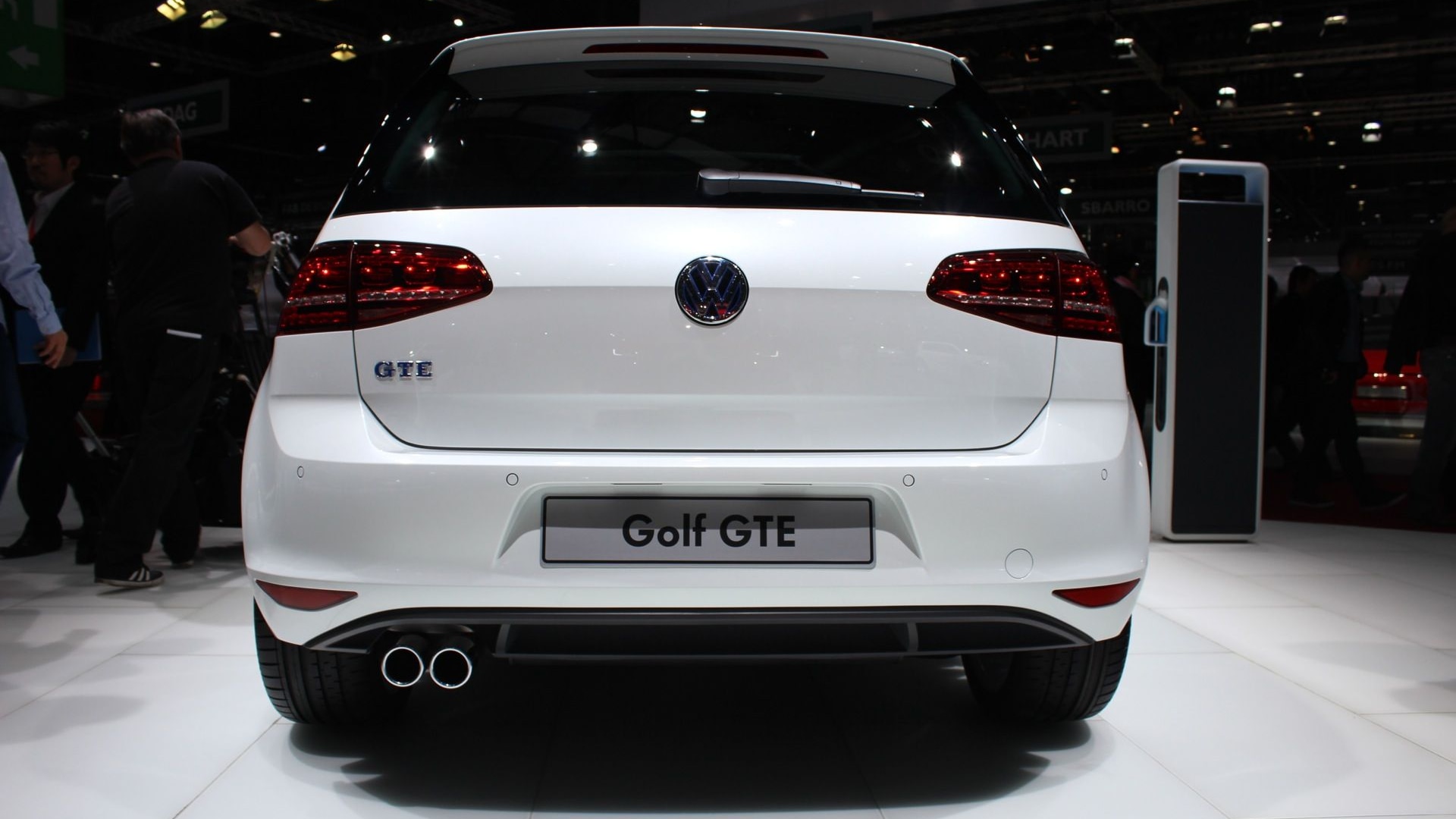 Volkswagen Golf GTE Plug-In Hybrid: Live Photos From Geneva