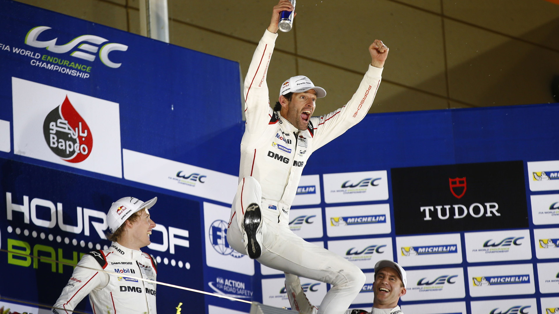 Porsche celebrates Drivers’ and Constructors’ titles in the 2015 World Endurance Championship