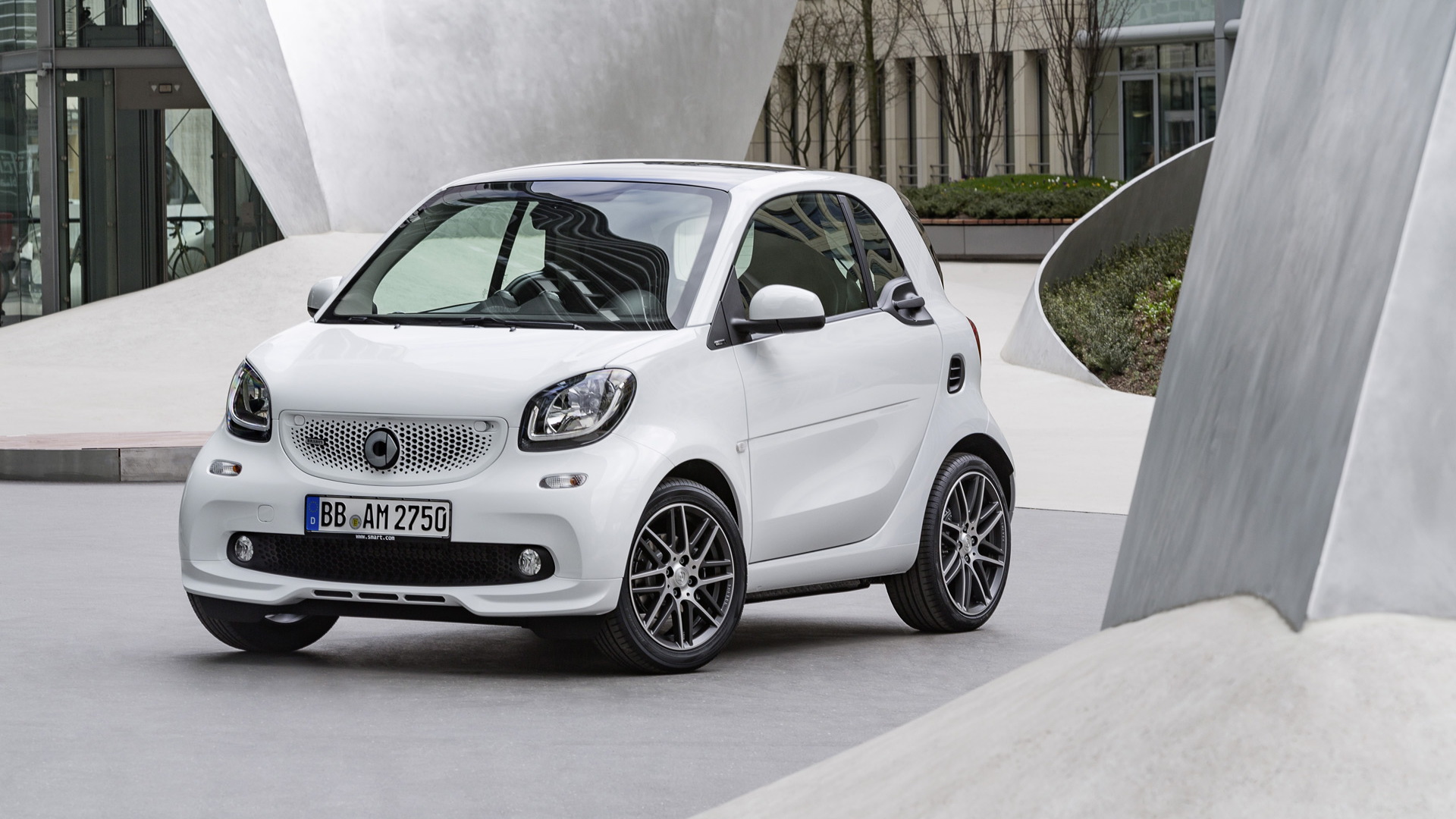 Smart ForTwo gets more power thanks to Brabus