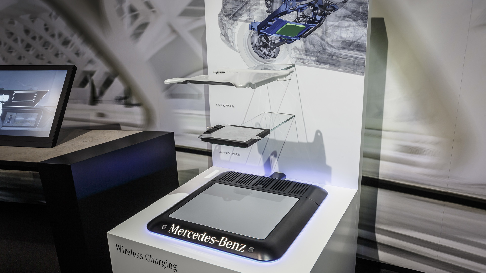 Mercedes-Benz wireless inductive charging system