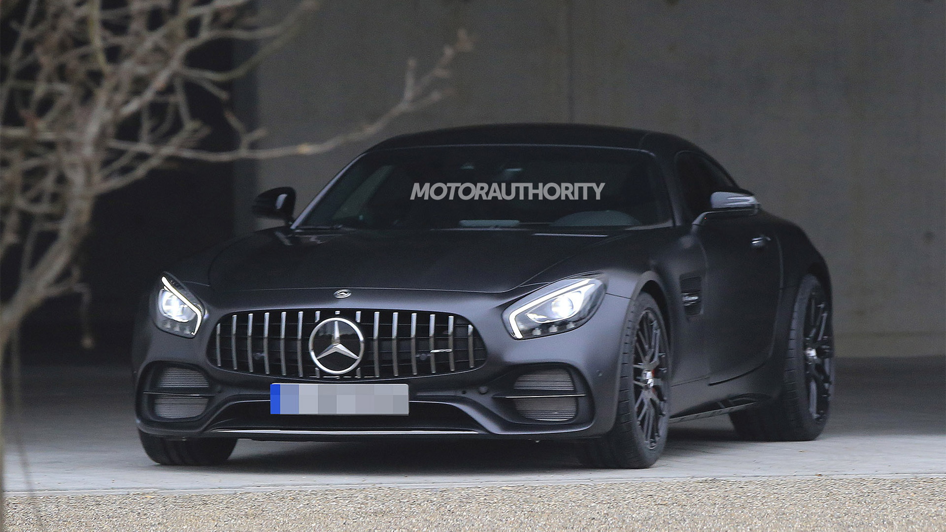 2018 Mercedes-AMG GT C spy shots - Image via S. Baldauf/SB-Medien