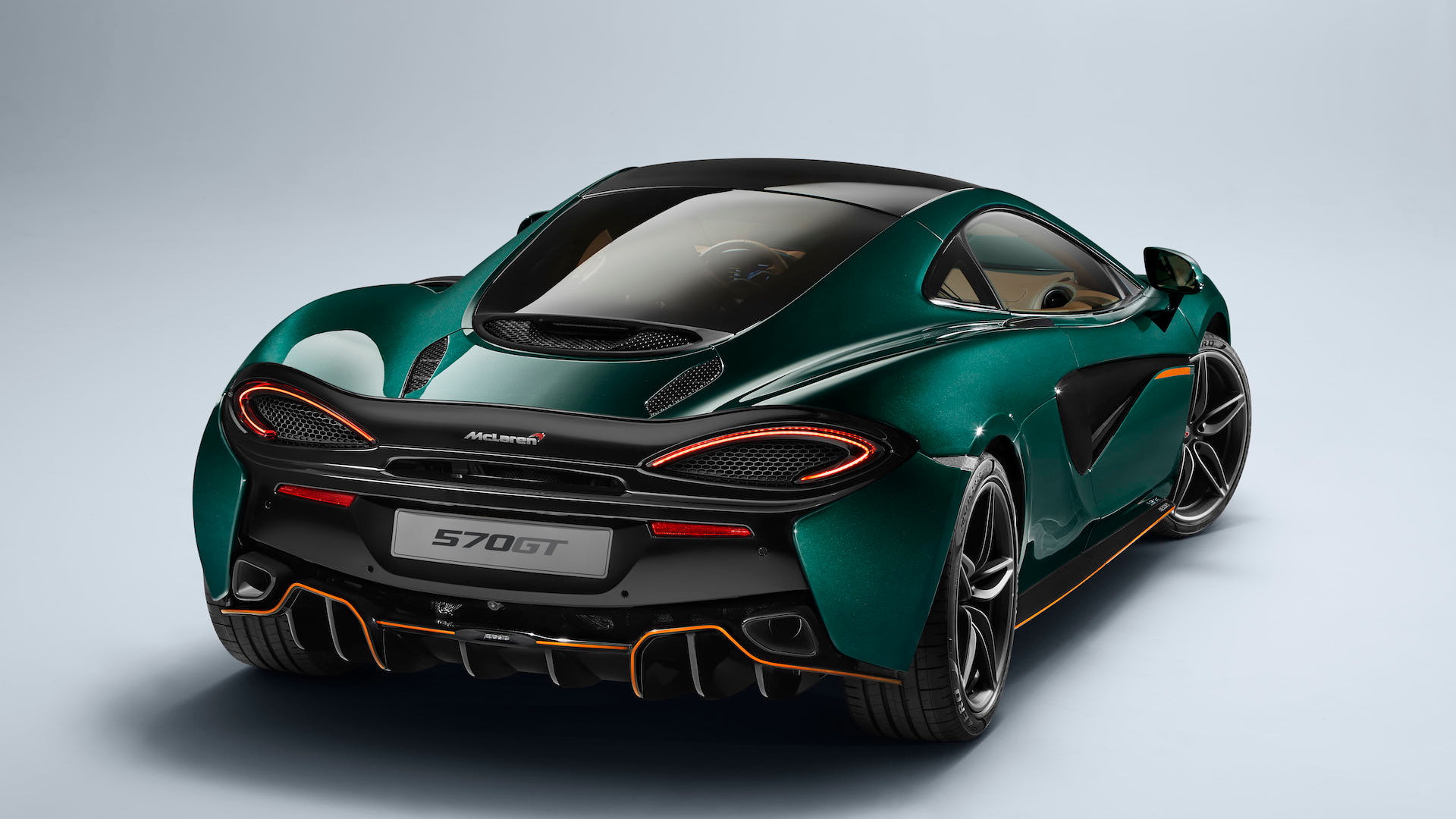 McLaren 570GT finished in XP Green