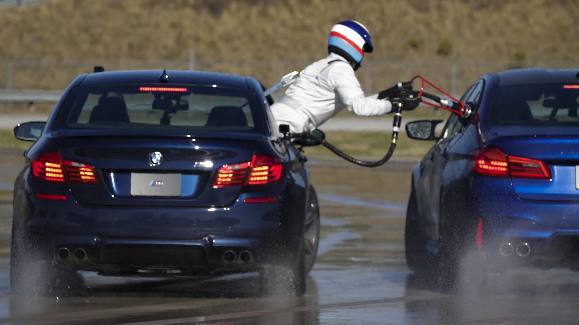 2018 BMW M5 refueling during longest continuous vehicle drift attempt