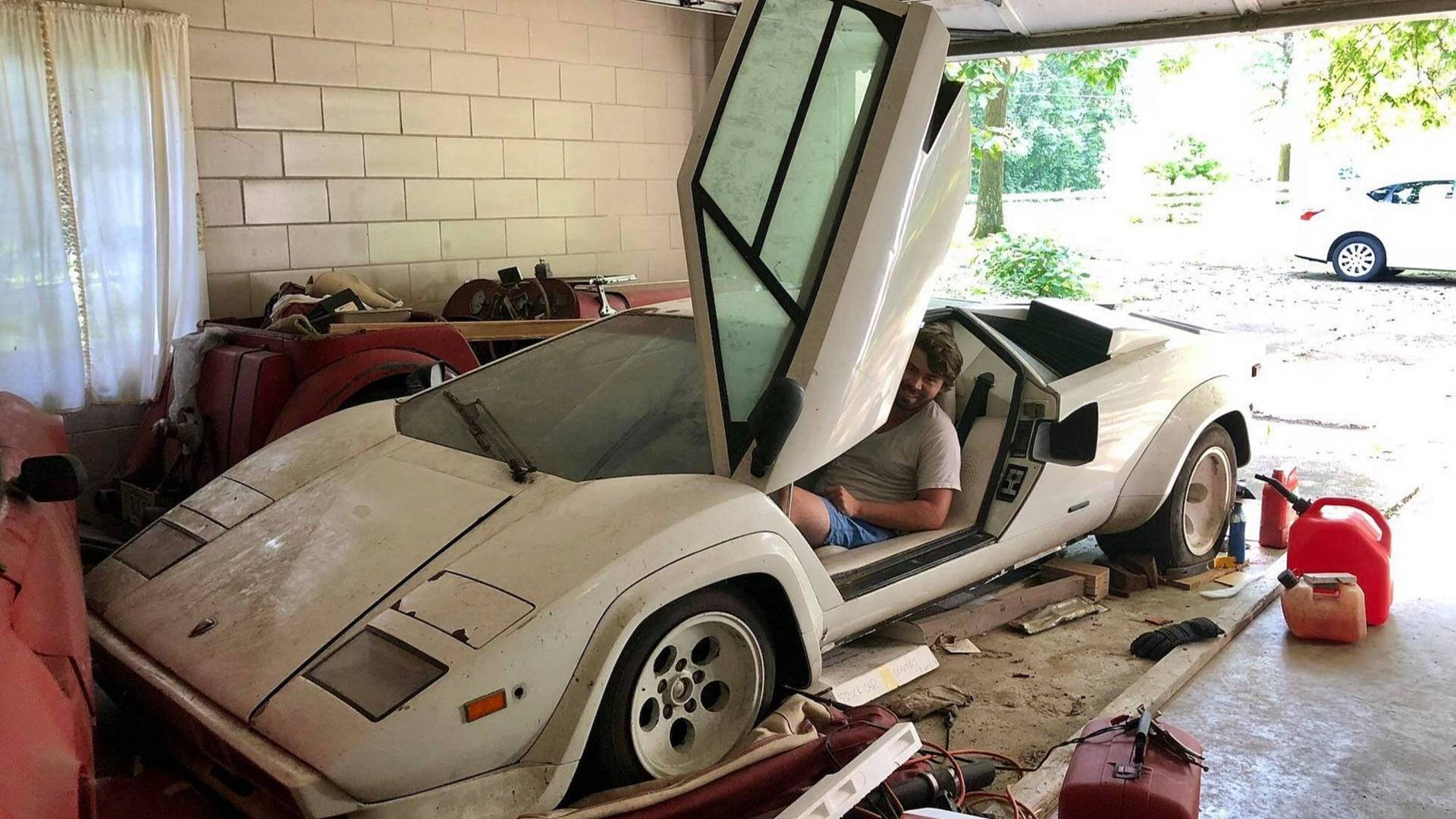 Grandma's 1981 Lamborghini Countach is still cool even covered in dust