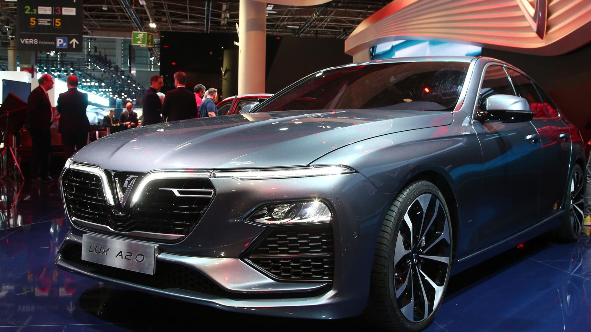 Vietnam s  Vinfast launches at Paris auto show with pair of 