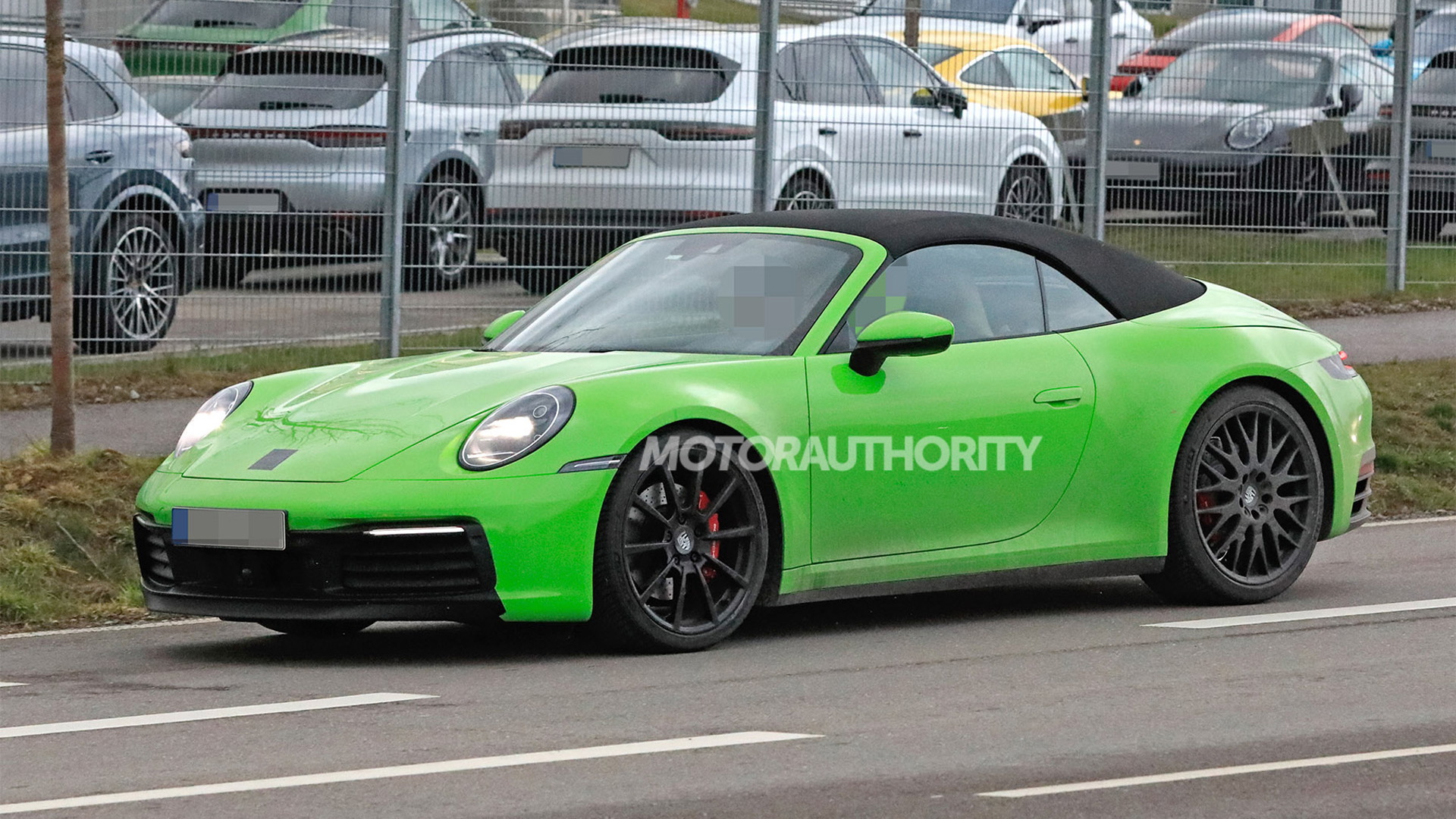 2020 Porsche 911 Cabriolet spy shots - Image via S. Baldauf/SB-Medien