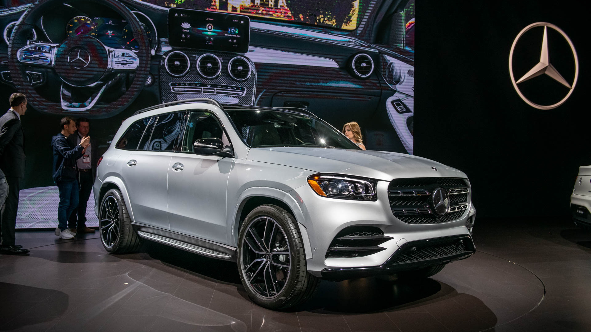 2020 Mercedes Benz Gls Aims To Be The S Class Of Suvs