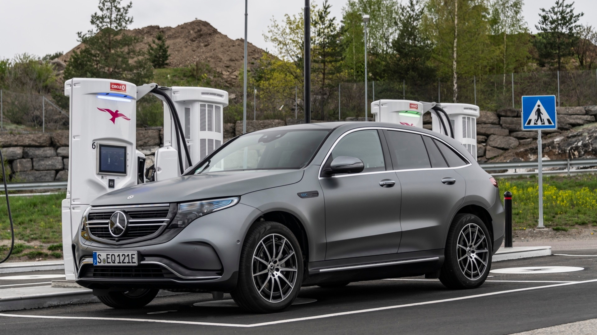 2020 Mercedes-Benz EQC 400  -  first drive  -  Norway, May 2019
