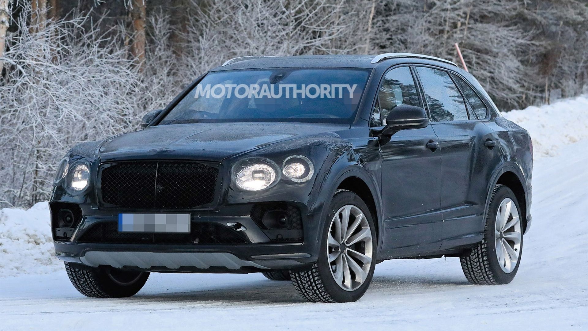 2021 Bentley Bentayga Spy Shots