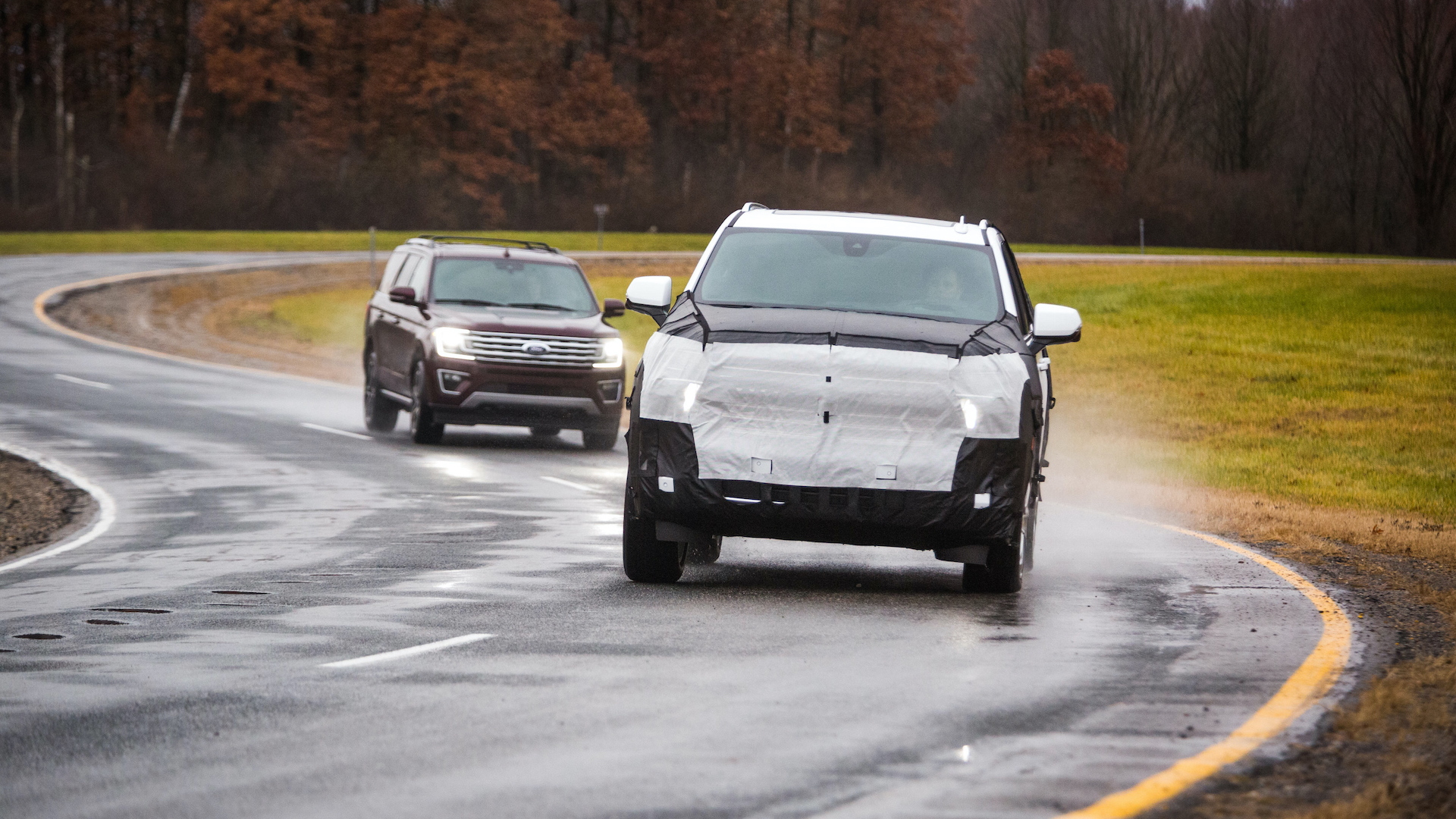 2021 Chevrolet Tahoe and Ford Expedition, GM's Milford Proving Grounds