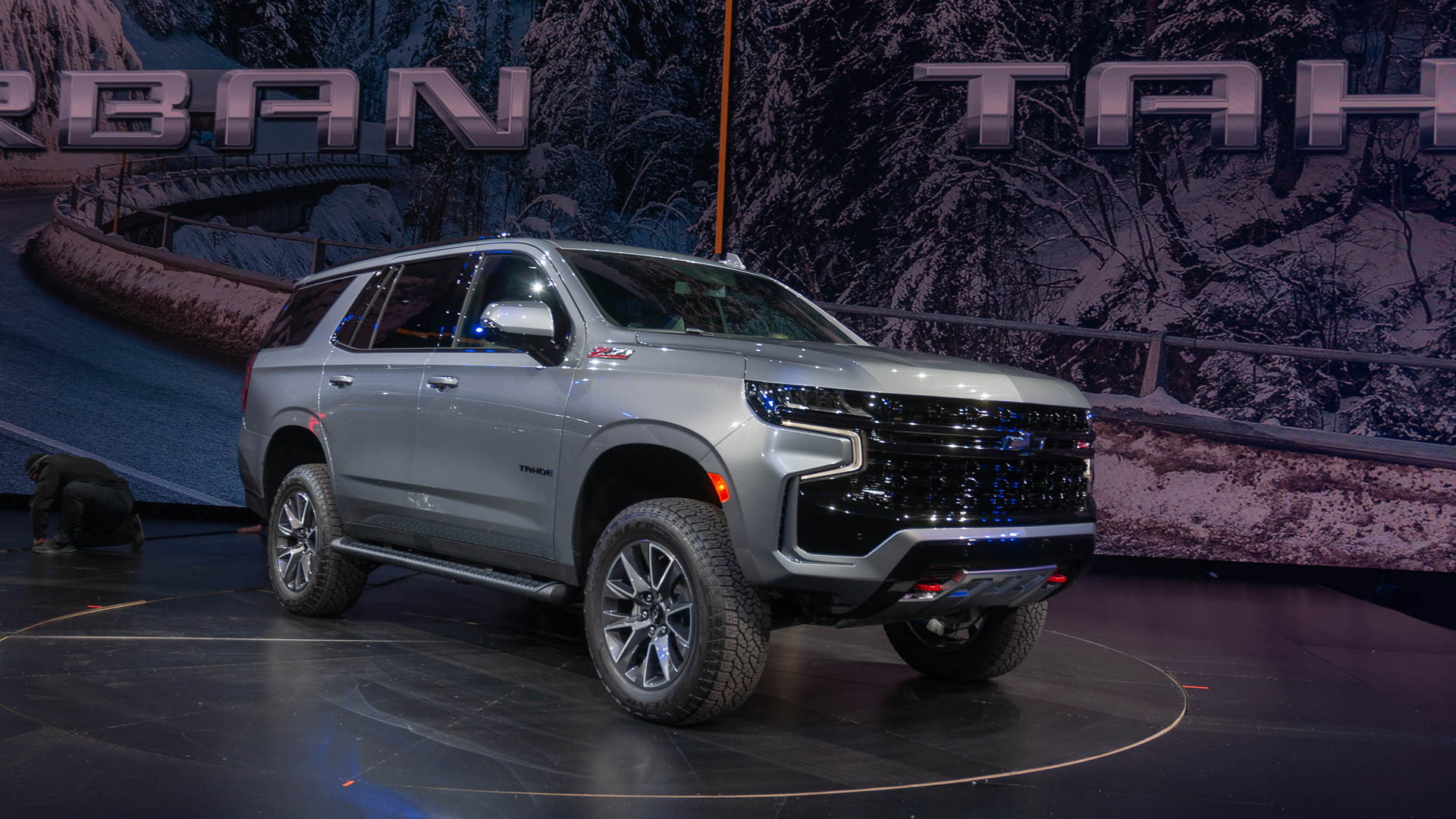 2021 Chevy Suburban Z71 Picture