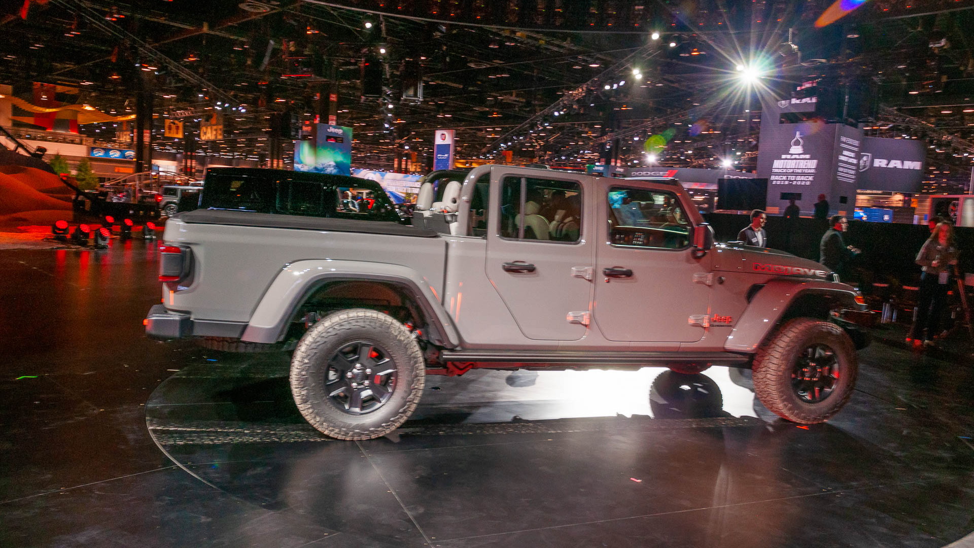 2020 Jeep Gladiator Mojave, 2020 Chicago Auto Show