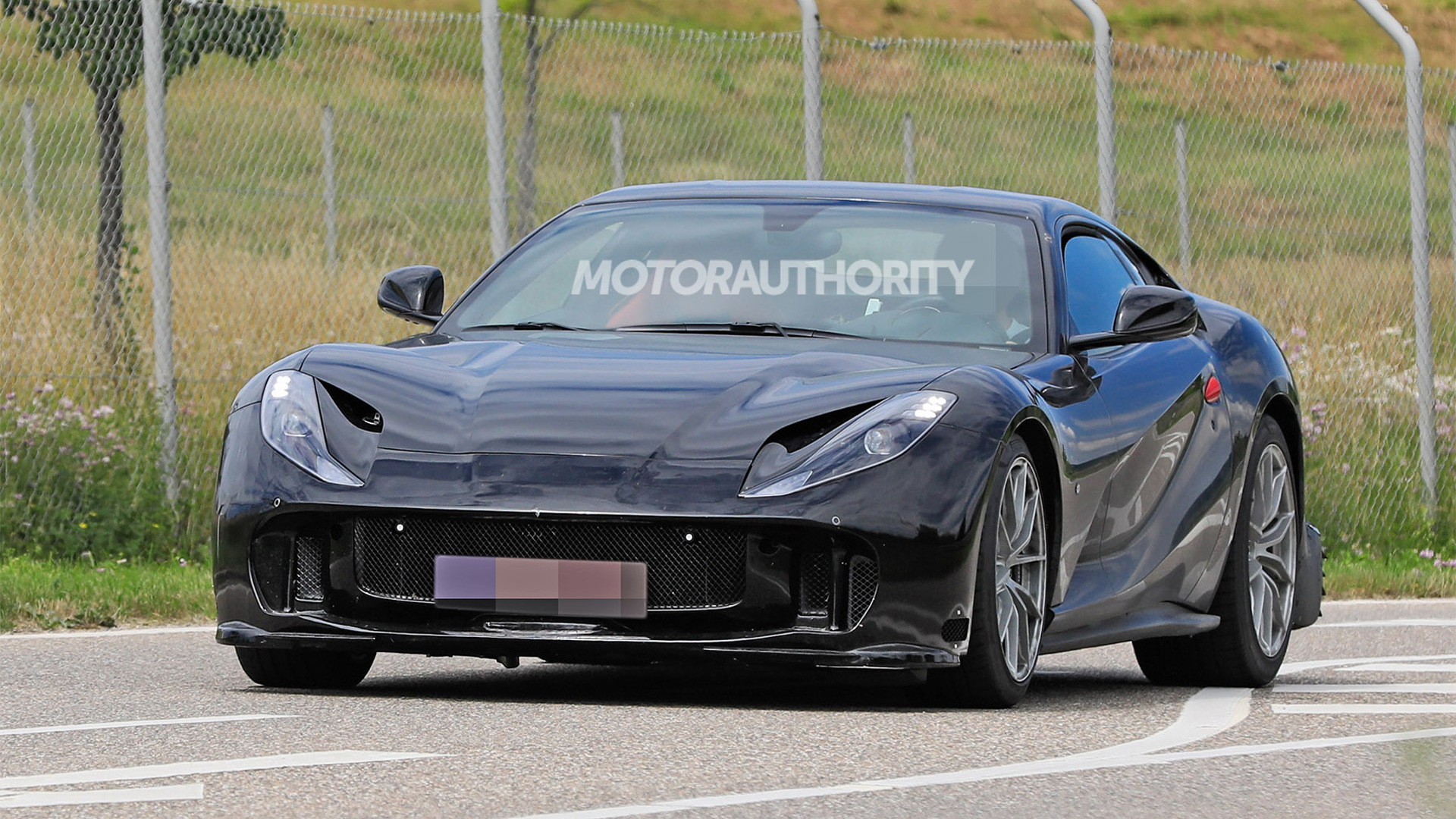 22 Ferrari 812 Gto Spy Shots