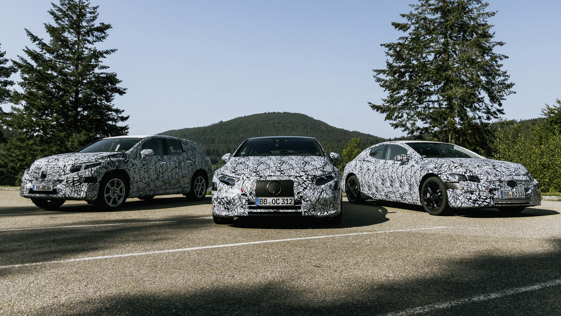 Prototypes for Mercedes-Benz EVs based on EVA platform