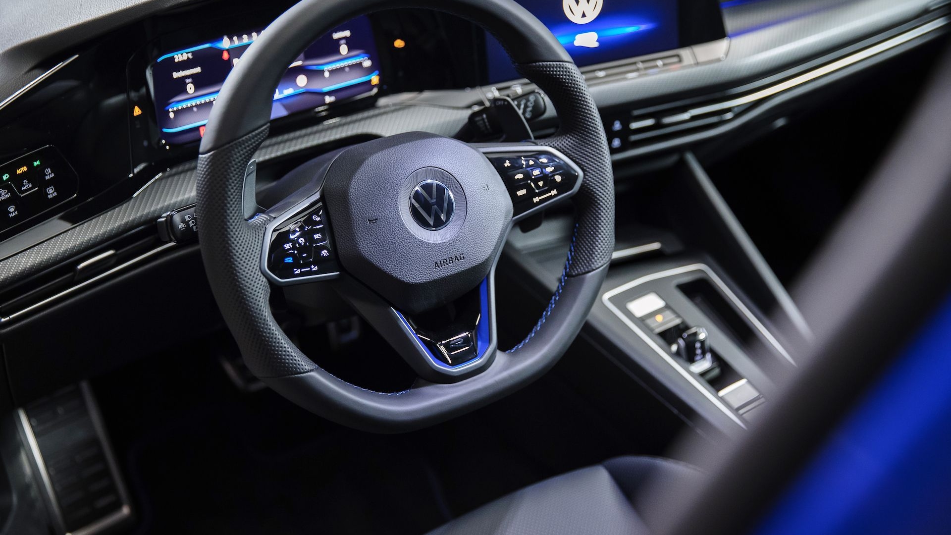 315 Horsepower 22 Volkswagen Golf R Brings More Tech More Performance